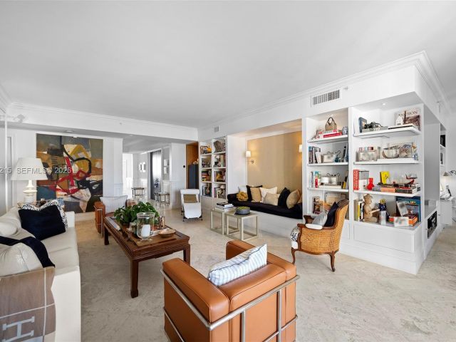 Apartment for rent  Unit #1001 - photo 7490480