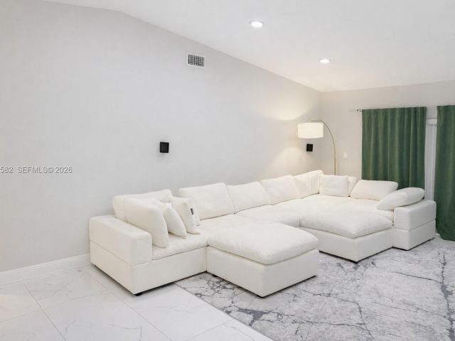 Home for rent at 20888 Sugarloaf Ln - photo 7453102