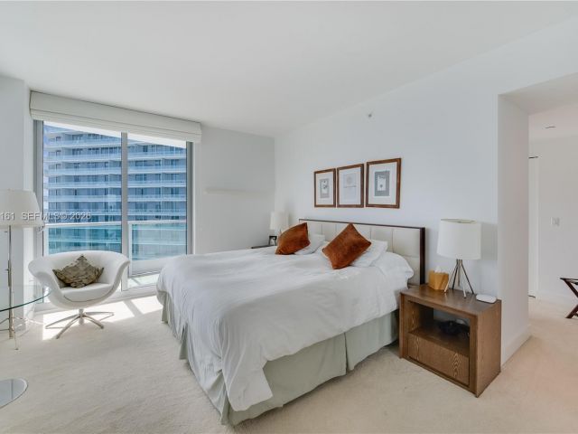 Apartment for sale  Unit #3311 - photo 7511619