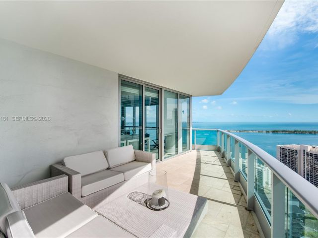 Apartment for sale  Unit #3311 - photo 7511631