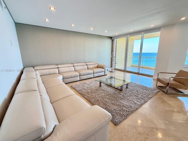 Apartment for sale  Unit #12D - photo 7497360