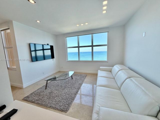 Apartment for sale  Unit #12D - photo 7497370