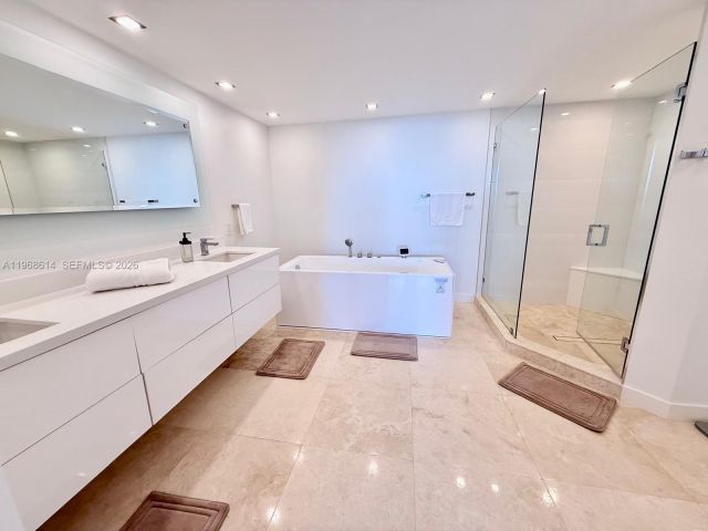 Apartment for sale  Unit #12D - photo 7497372