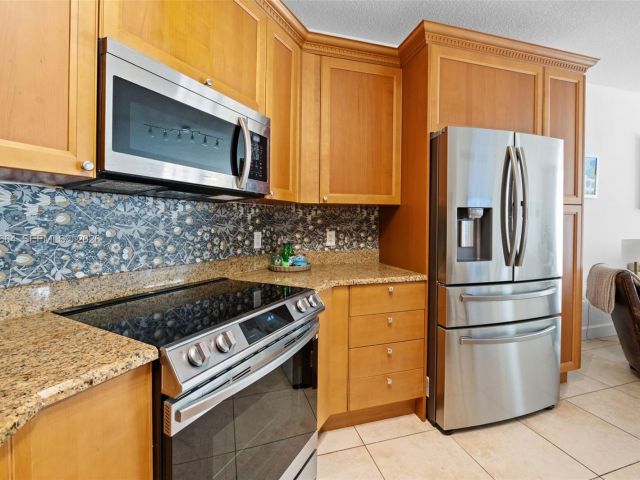 Apartment for sale  Unit #507 - photo 7512242