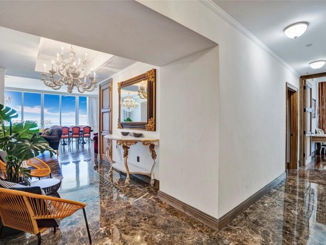 Apartment for rent  Unit #701 - photo 7523773