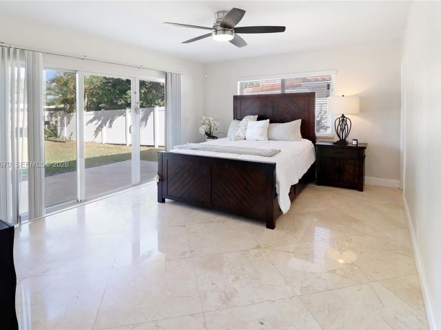 Home for rent at 2031 NE 14th Ct - photo 7483269