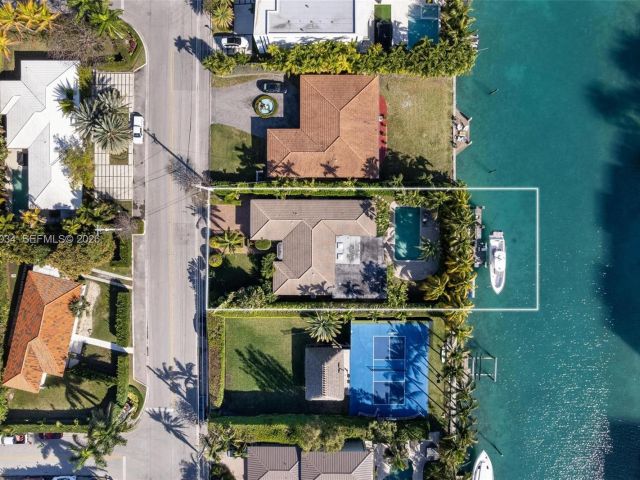 Home for sale at 10121 E Broadview Dr - photo 7478003