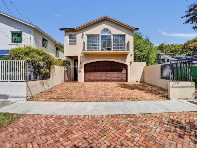 Home for rent at 3087 Shipping Ave - photo 7449970