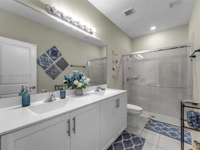 Home for sale at 2484 SE 2nd St - photo 7460488