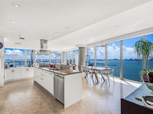 Apartment for sale  Unit #1412 - photo 7491510