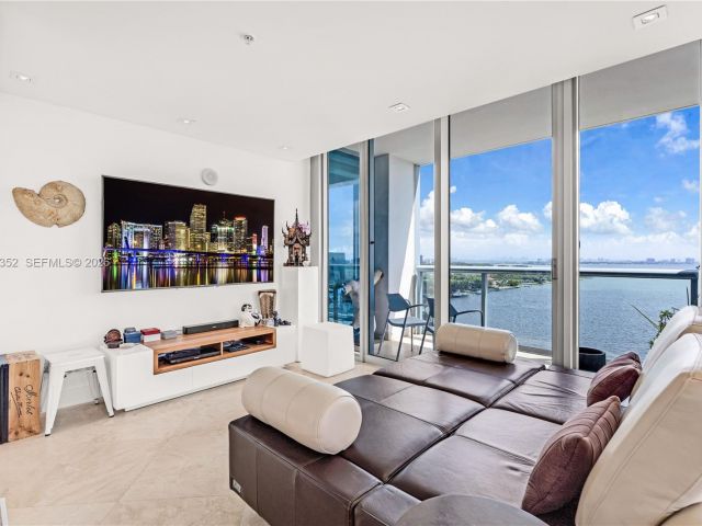 Apartment for sale  Unit #1412 - photo 7491511