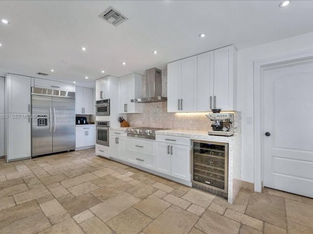 Home for sale at 1161 Sunset Dr - photo 7471098