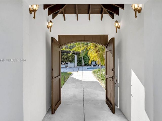 Home for sale at 1161 Sunset Dr - photo 7471103