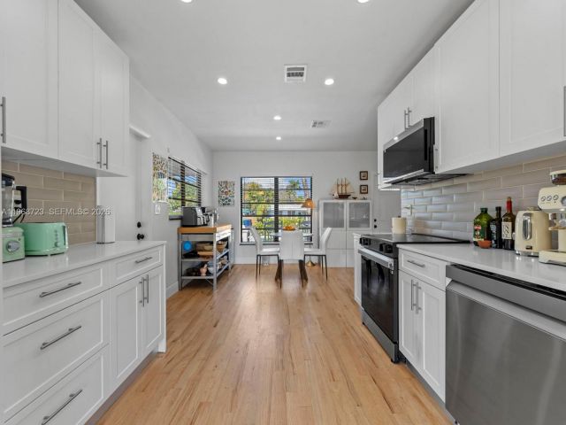 Home for rent at 9320 SW 125th Ter - photo 7449965