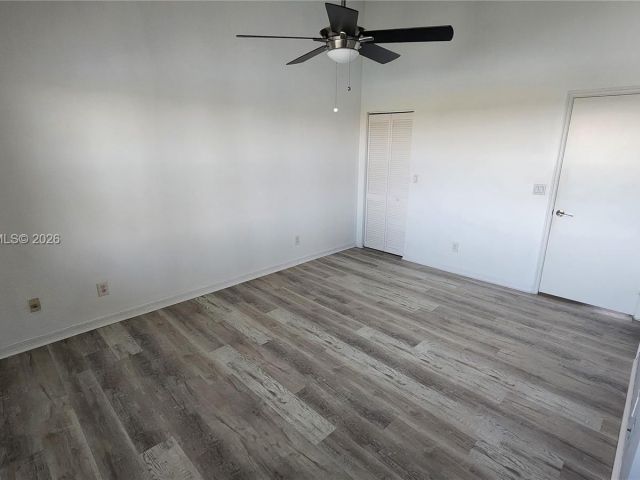 Home for rent at 411 SW 120th Ave 411 - photo 7455890