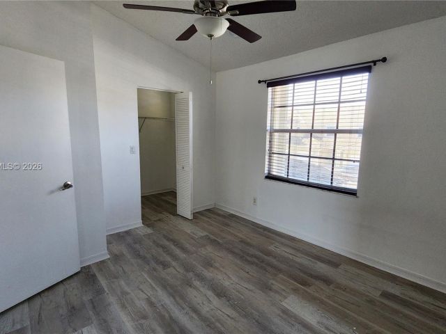 Home for rent at 411 SW 120th Ave 411 - photo 7455892