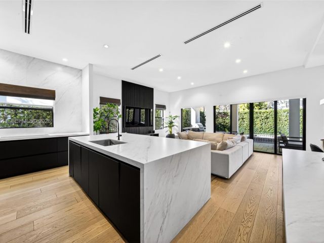 Home for sale at 7500 SW 55th Ave - photo 7514872