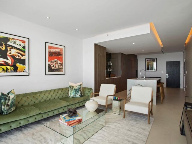 Apartment for sale  Unit #4307 - photo 7467257