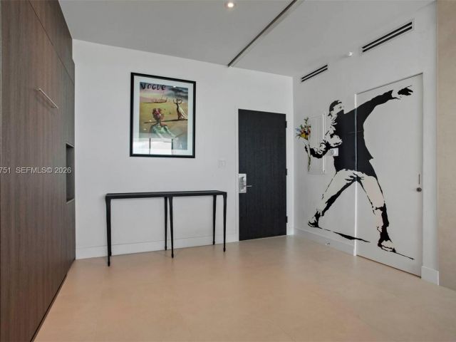 Apartment for sale  Unit #4307 - photo 7467261