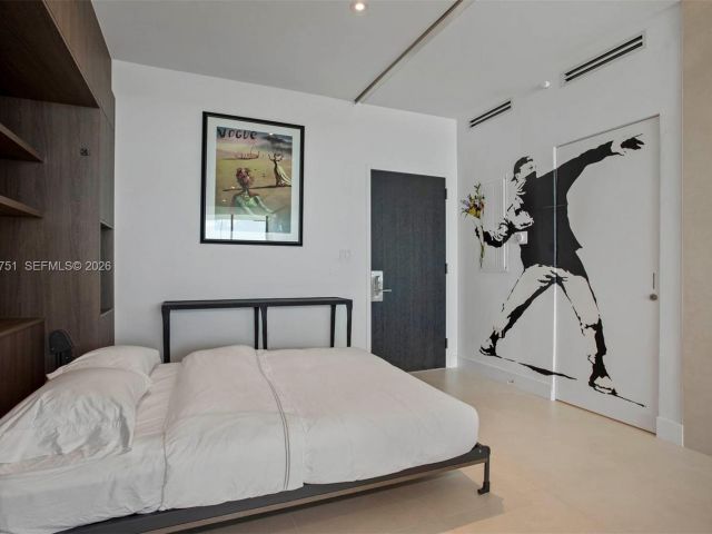 Apartment for sale  Unit #4307 - photo 7467262