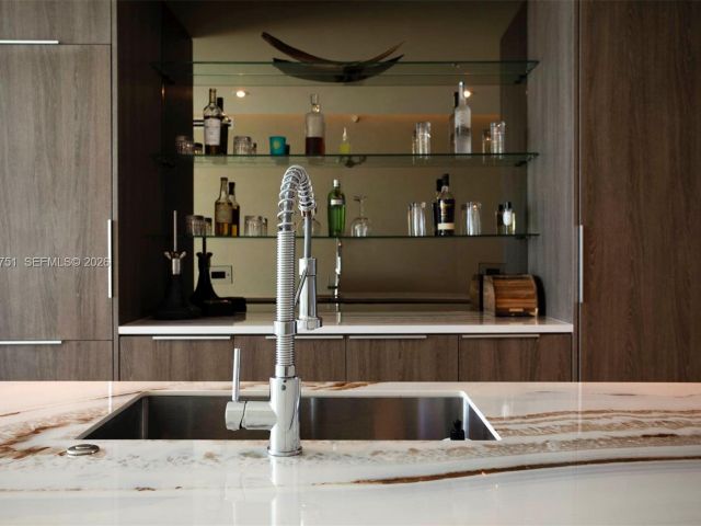 Apartment for sale  Unit #4307 - photo 7467263