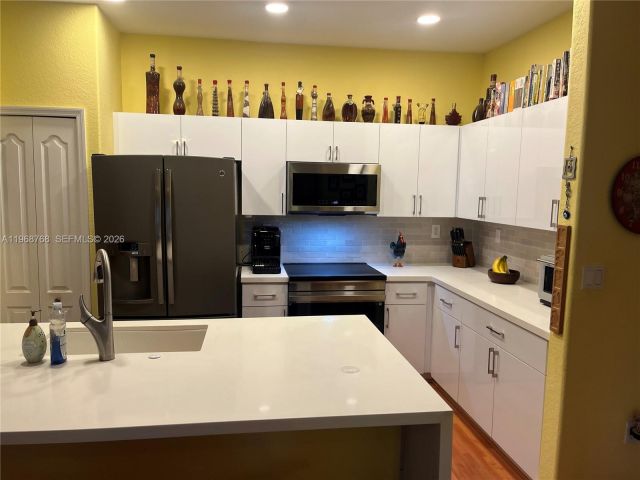 Home for sale at 7469 NW 112th Pl - photo 7486269