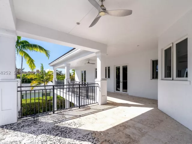 7-bedroom home for sale in Coral Gables - 12755 SW 57th Ave - MondialRealty