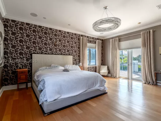 7-bedroom home for sale in Coral Gables - 12755 SW 57th Ave - MondialRealty