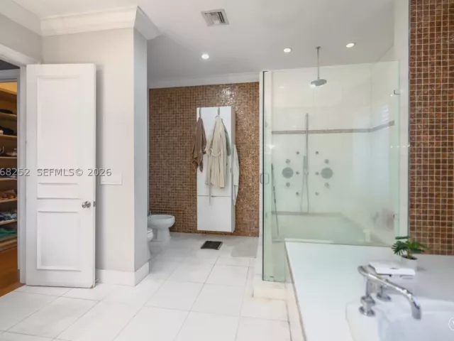 7-bedroom home for sale in Coral Gables - 12755 SW 57th Ave - MondialRealty