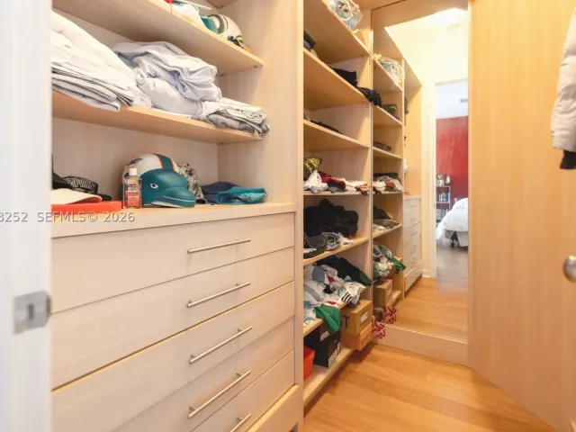 7-bedroom home for sale in Coral Gables - 12755 SW 57th Ave - MondialRealty