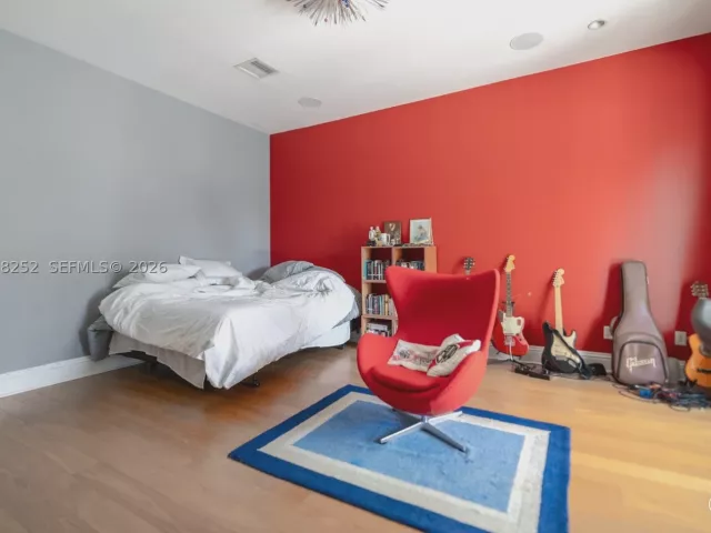 7-bedroom home for sale in Coral Gables - 12755 SW 57th Ave - MondialRealty