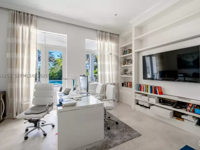 7-bedroom home for sale in Coral Gables - 12755 SW 57th Ave - MondialRealty