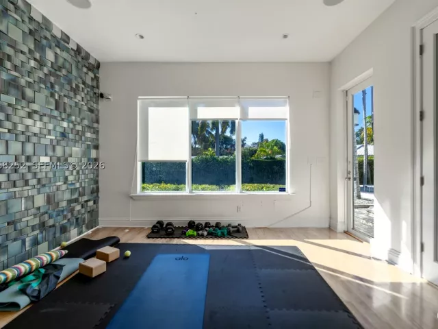 7-bedroom home for sale in Coral Gables - 12755 SW 57th Ave - MondialRealty