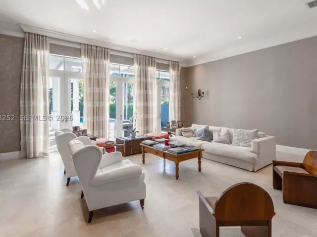 7-bedroom home for sale in Coral Gables - 12755 SW 57th Ave - MondialRealty