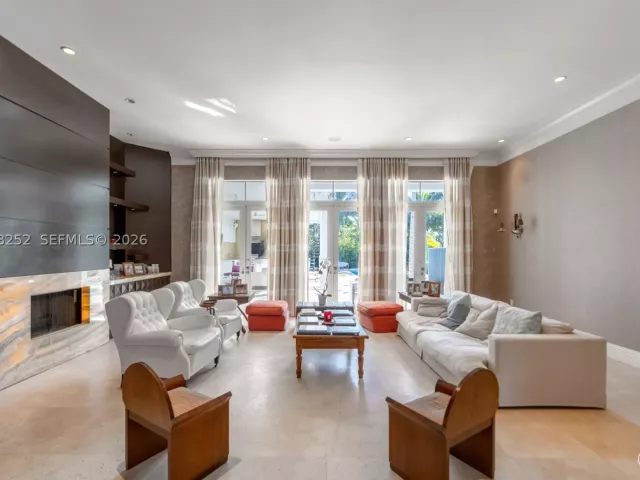 7-bedroom home for sale in Coral Gables - 12755 SW 57th Ave - MondialRealty