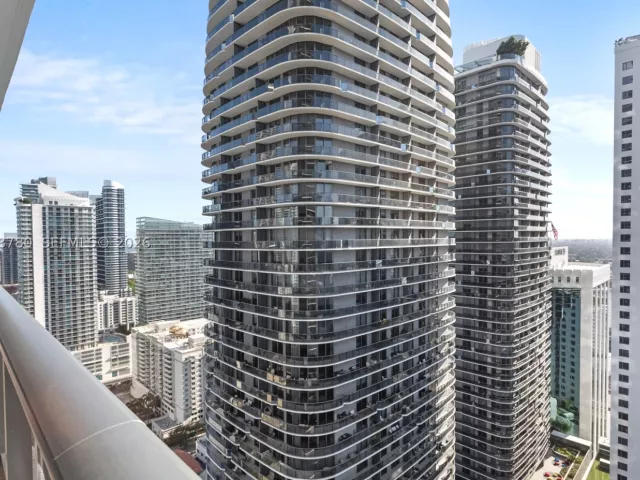 2-bedroom condo for sale in Miami - 801 S Miami Ave 3310 - MondialRealty