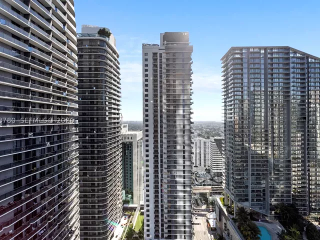 2-bedroom condo for sale in Miami - 801 S Miami Ave 3310 - MondialRealty