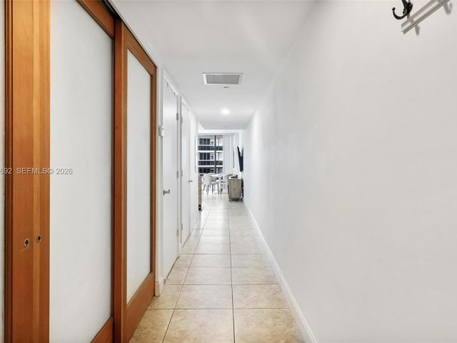 Apartment for rent  Unit #2409 - photo 7499856