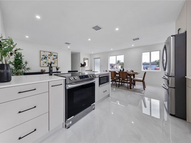 Home for sale at 651 NW 9th St - photo 7498853