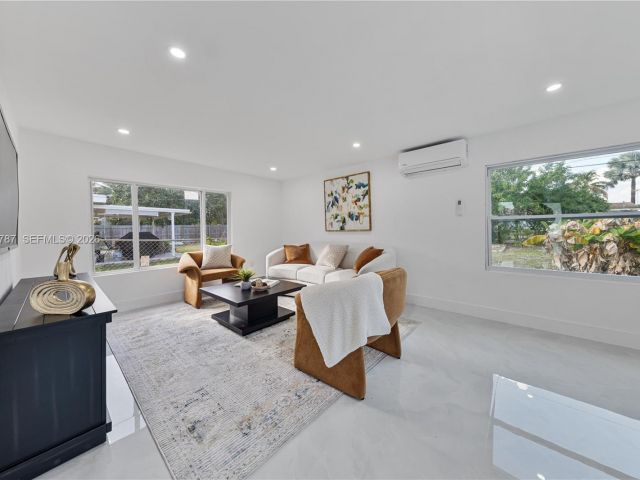 Home for sale at 651 NW 9th St - photo 7498861