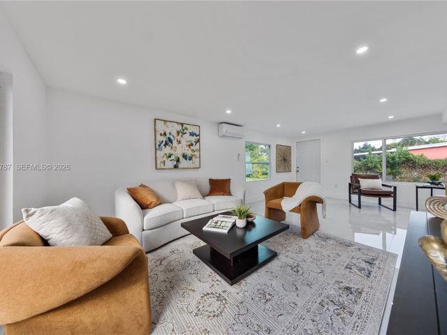 Home for sale at 651 NW 9th St - photo 7498865