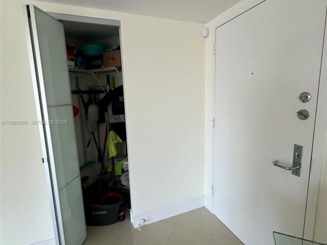 Apartment for sale  Unit #1215 - photo 7504136