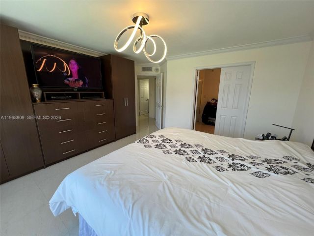 Apartment for sale  Unit #1215 - photo 7504138