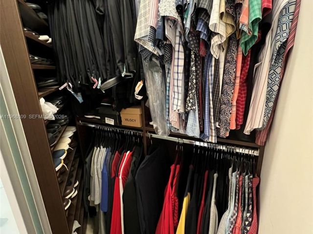 Apartment for sale  Unit #1215 - photo 7504143