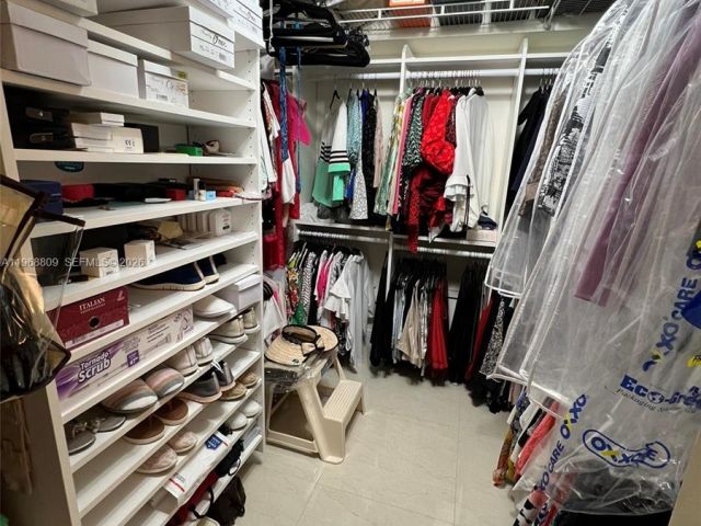 Apartment for sale  Unit #1215 - photo 7504144