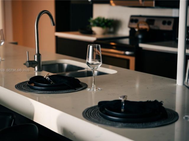 Apartment for rent  Unit #D-3940 - photo 7496245