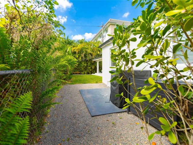 Home for sale at 814 Monterey St - photo 7471698