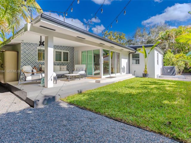 Home for sale at 814 Monterey St - photo 7471702