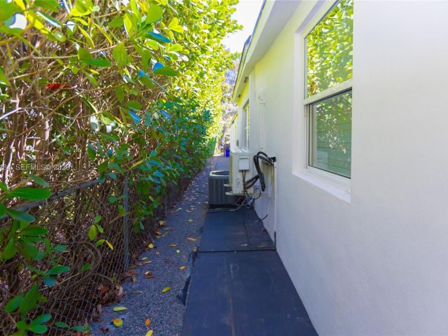 Home for sale at 814 Monterey St - photo 7471703