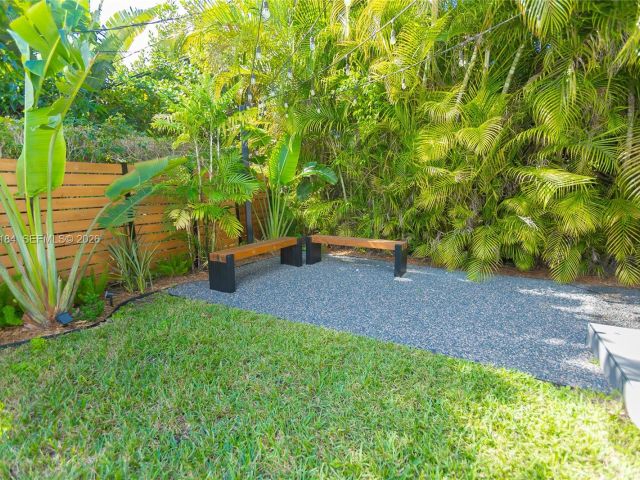 Home for sale at 814 Monterey St - photo 7471705